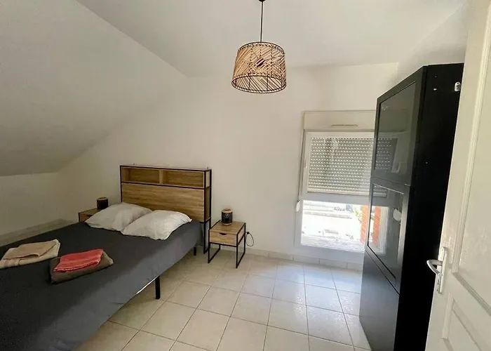 Apartment Cosy 2 Couchages - Secteur Sncf - Parking Châlons-en-Champagne